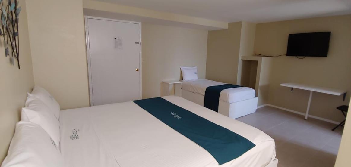 Hotel Frontera Baja Mexicali Eksteriør bilde
