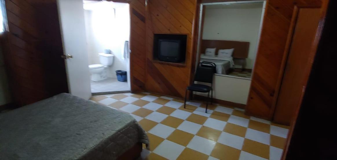 Hotel Frontera Baja Mexicali Eksteriør bilde